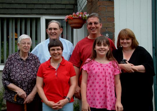 George Knox, Matthew and Lesley Alabaster and Family, 2007